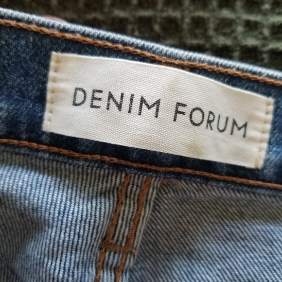 Aritzia - Denim Forum | The Yoko High Rise Slim Jean - Picture 4 of 9